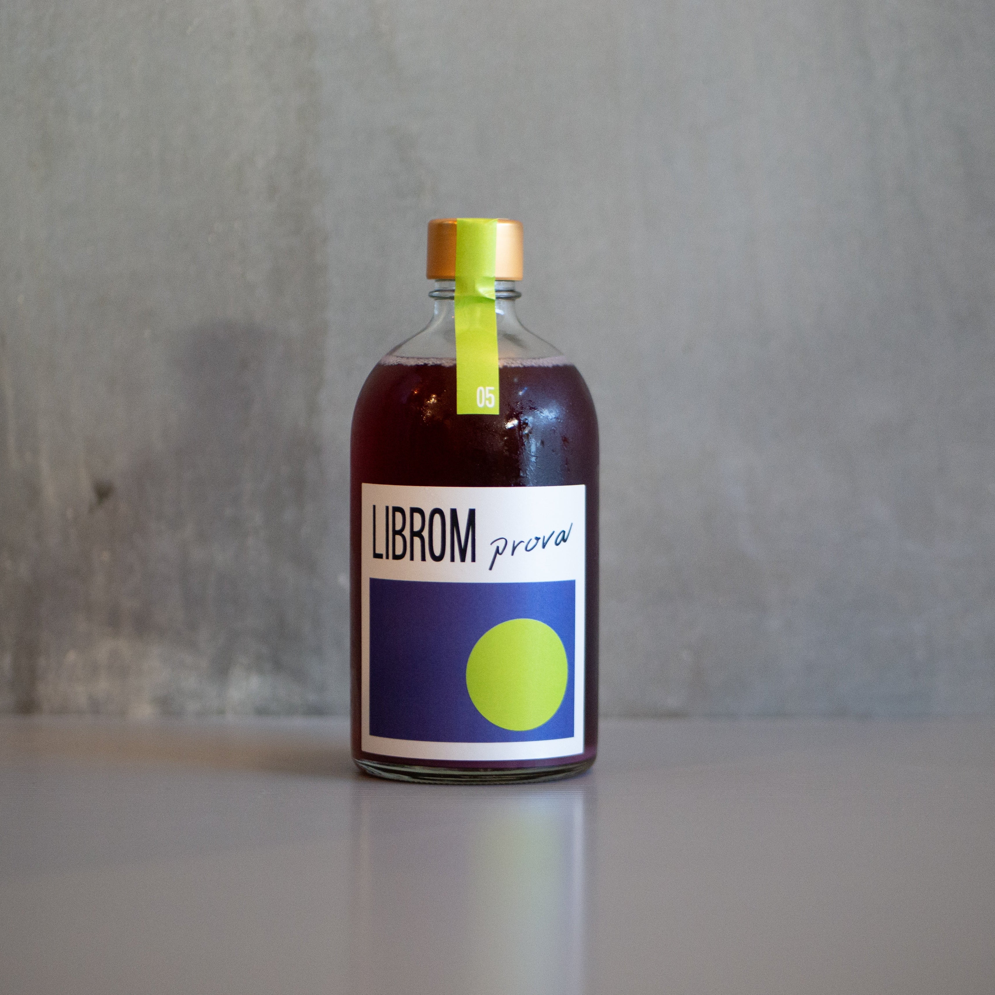 ブルーベリーとホップ – LIBROM Craft Sake Brewery